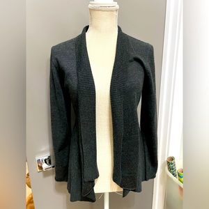 NWOT Eileen Fisher 100% wool cardigan sweater XS fits like S